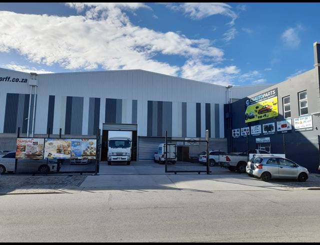 INDUSTRIAL PROPERTY TO RENT IN NORTH END